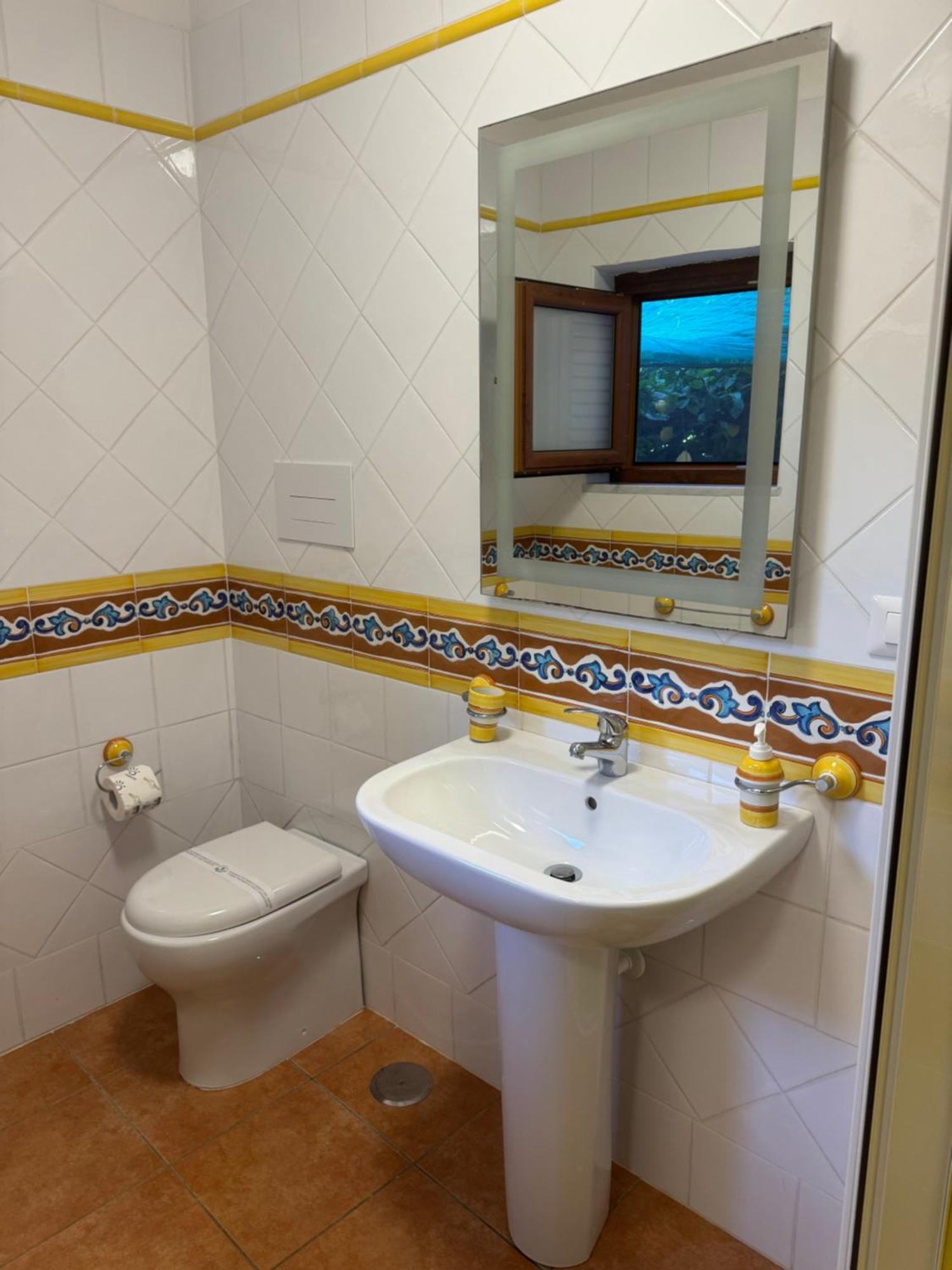 Il Limoneto Di Teresa Amalfi Coast Apartment Maiori Ngoại thất bức ảnh